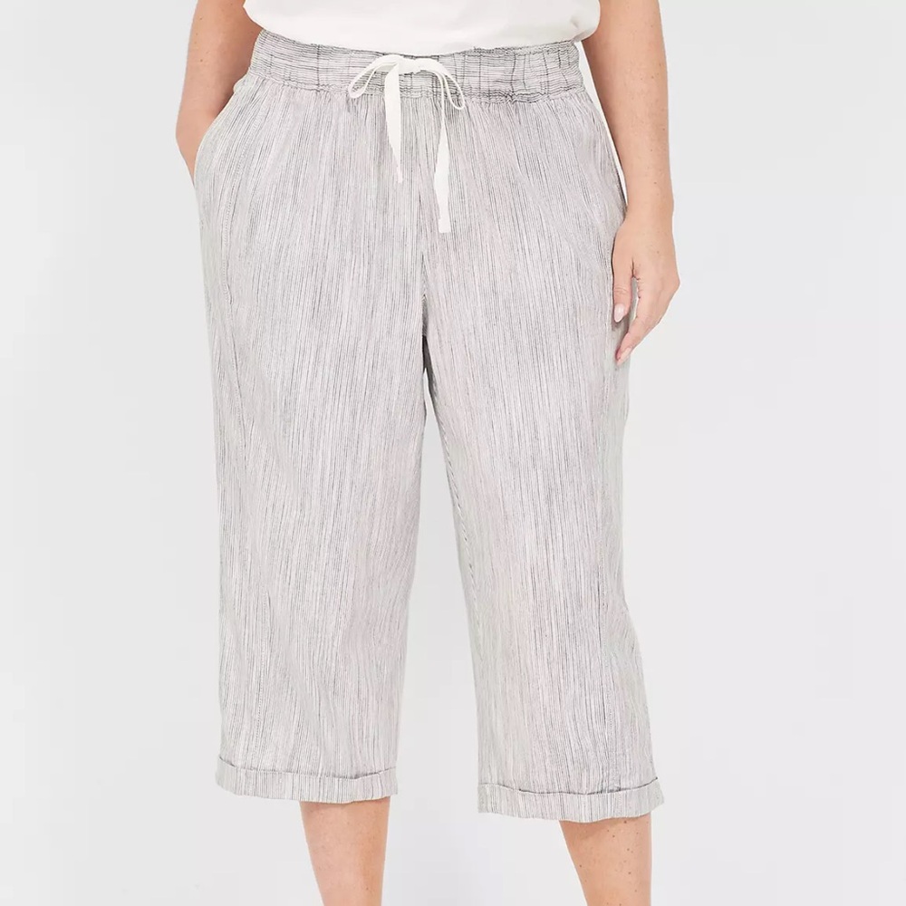 NWT Lane Bryant Linen Indigo Striped Capri Pant, size 22/24